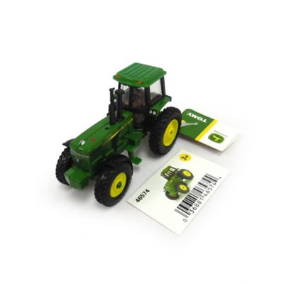 John Deere Vintage Tractor