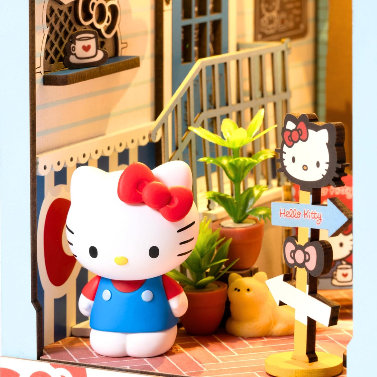 Hello Kitty Town Square Book Nook