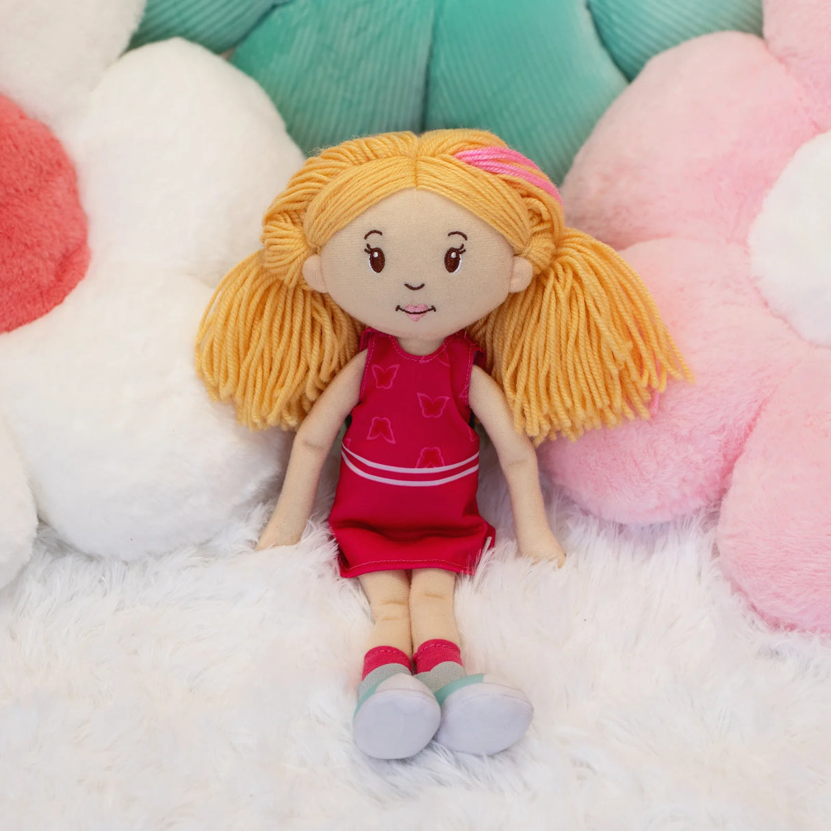 Groovy Girls Peach Skin Blonde Hair Rose