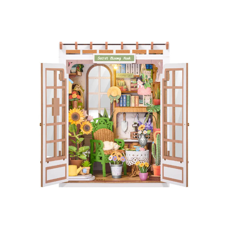 Secret Bloomy Nook Booknook & Wonderland