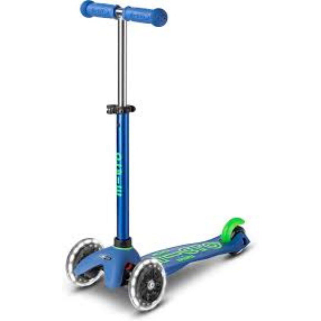 Mini Deluxe LED Scooter - Crystal Blue