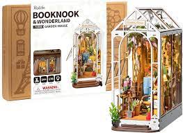 Garden Glower House Book Nook & Wonderland
