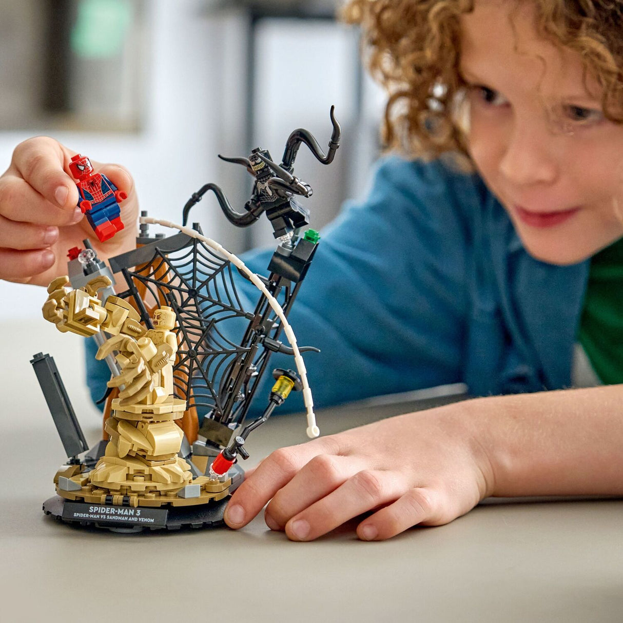 LEGO Super Heroes Marvel: Epic Battle: Spider-Man vs. Sandman