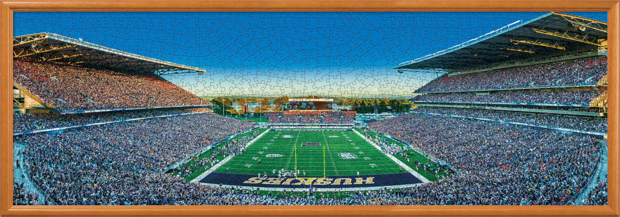 Washington Huskies NCAA 1000pc Panoramic Puzzle - End Zone