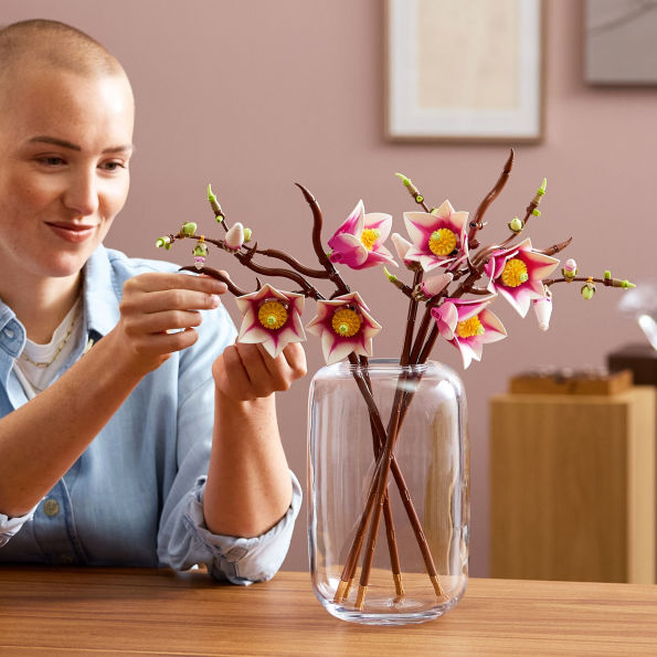 Lego Botanicals Magnolia Branches