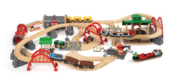 Brio Train Deluxe Railway Set