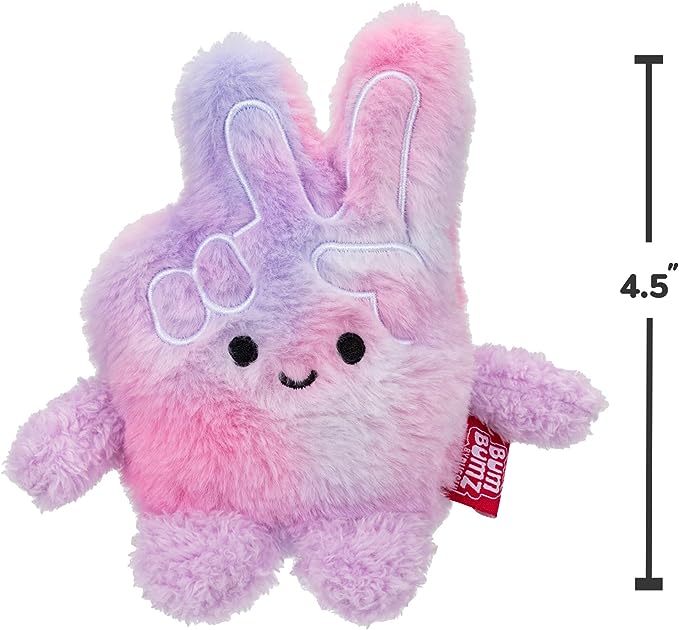 Petra Peace Sign Fingers Bum Bu