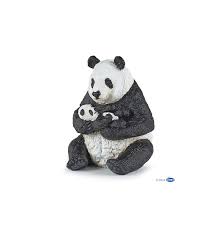 Sitting Panda and Baby