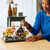 LEGO Icons: Autumn Cottage Garden