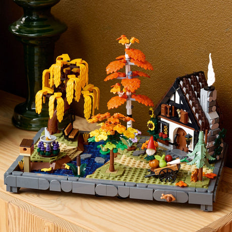 LEGO Icons: Autumn Cottage Garden