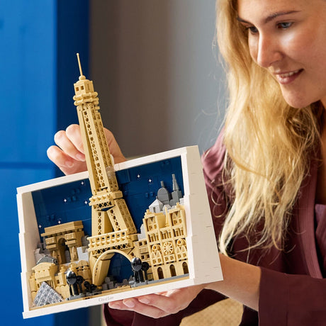 LEGO Architecture: Paris – City of Love