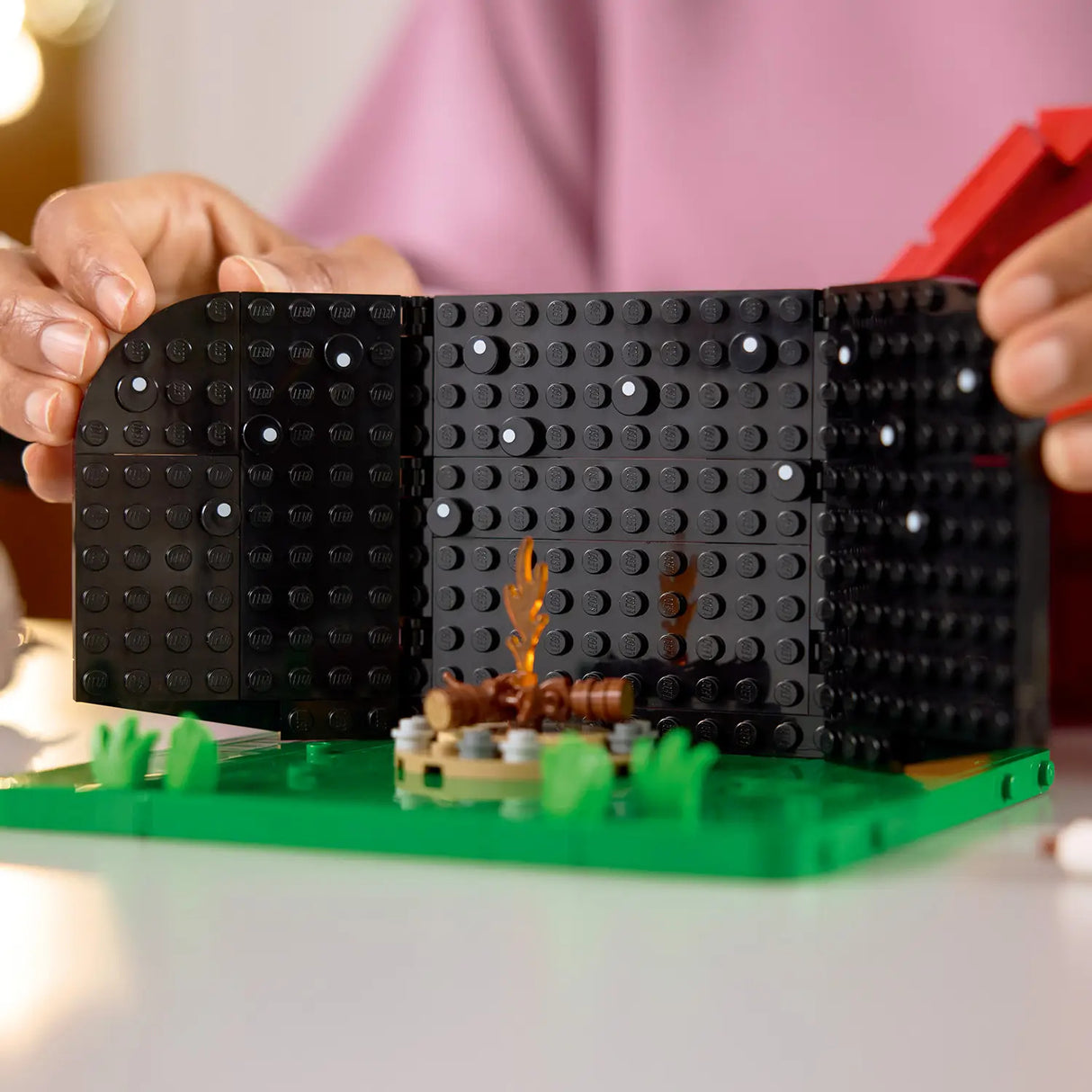 LEGO® Ideas Peanuts: Snoopy’s Doghouse
