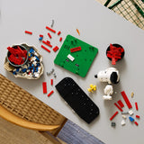 LEGO® Ideas Peanuts: Snoopy’s Doghouse
