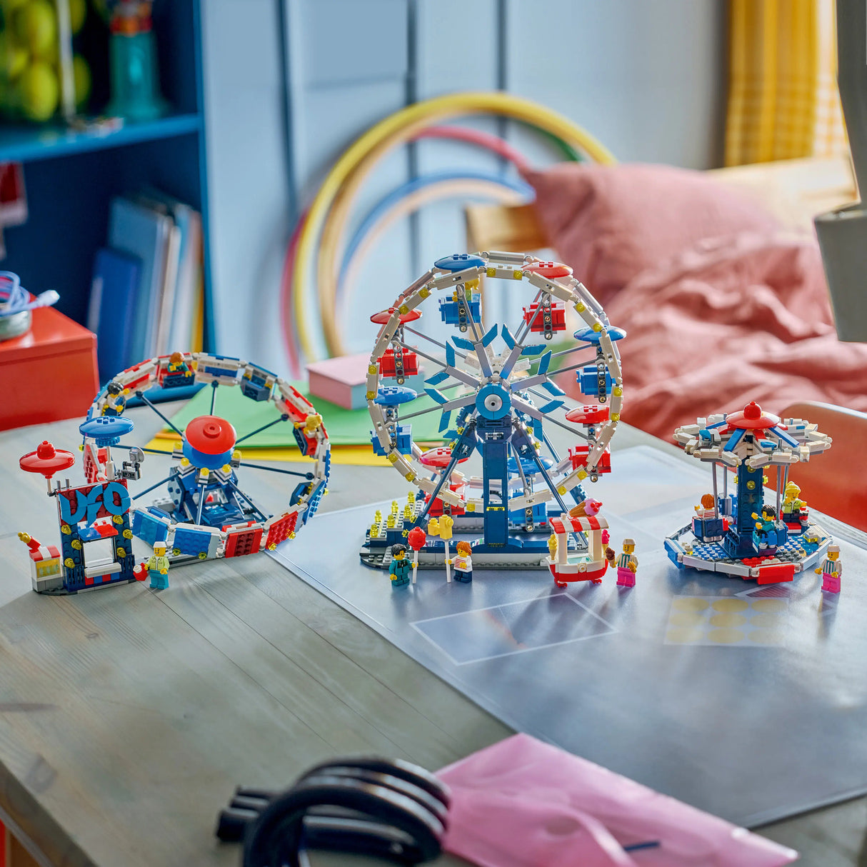 LEGO® Creator Iconic Ferris Wheel