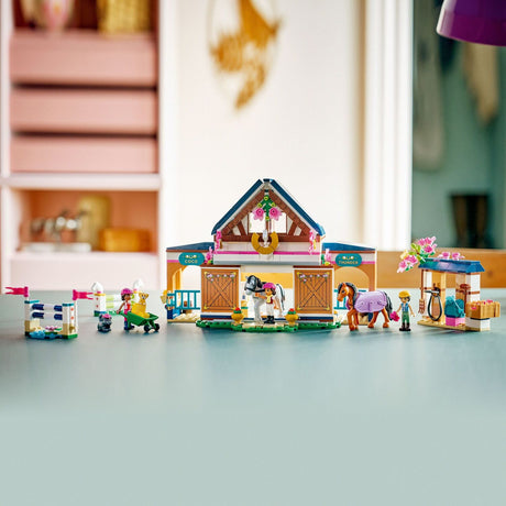 LEGO Friends: Horse Stable and Riding Academy