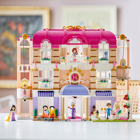 LEGO® Friends Heartlake City Grand Hotel