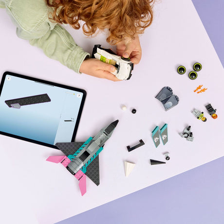 LEGO City Great Vehicles: Jet vs. Car