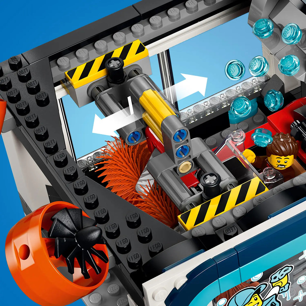 LEGO® City Drive-Through Car Wash