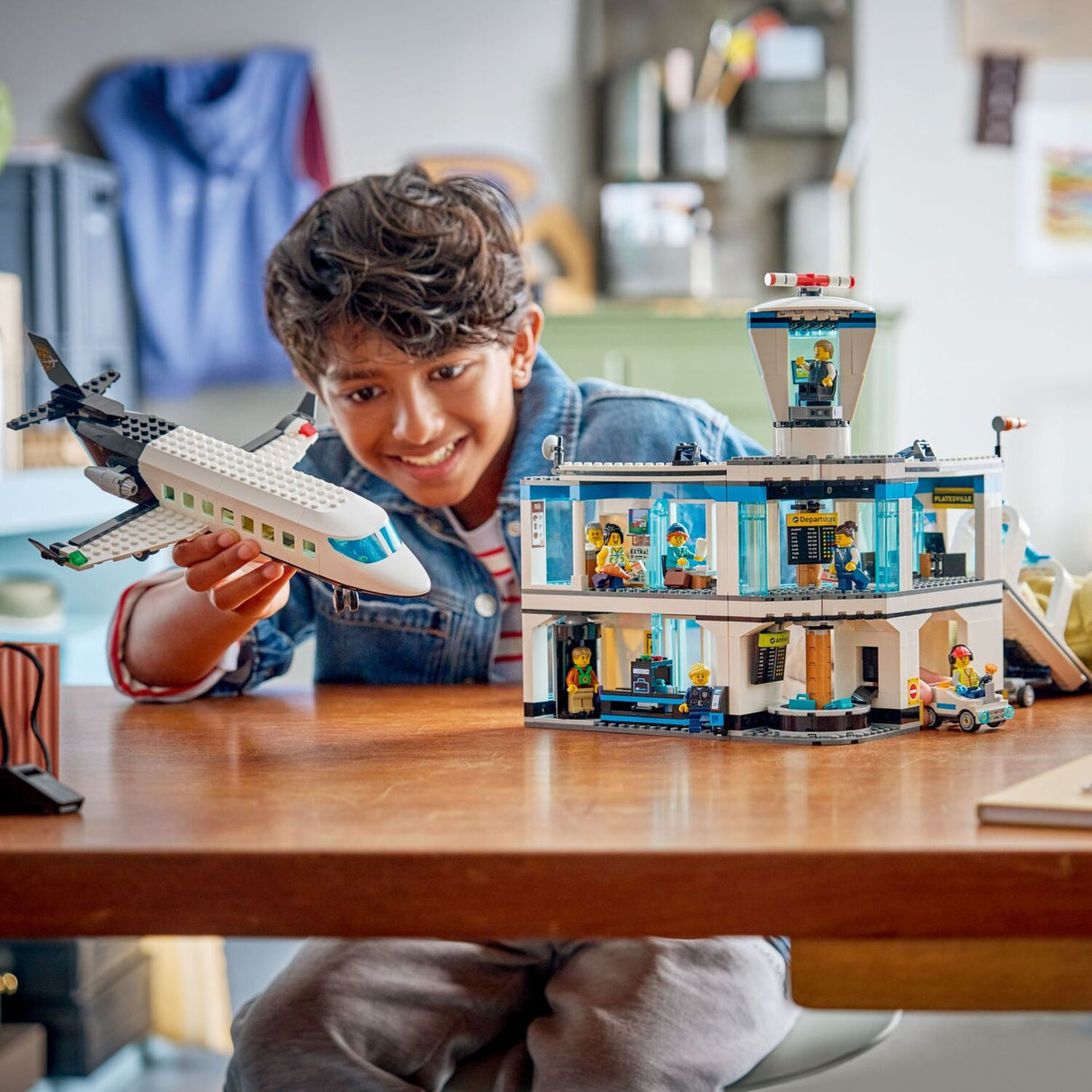 LEGO My City: Airport with Airplane