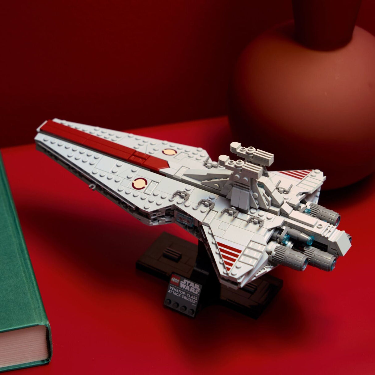 LEGO Star Wars: Venator-Class Attack Cruiser™