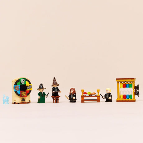 LEGO Harry Potter: Hogwarts™ Castle: Sorting Hat™ Ceremony