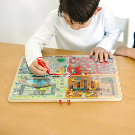 Paw Patrol 2 Wooden Magnetic Wand Maze Board