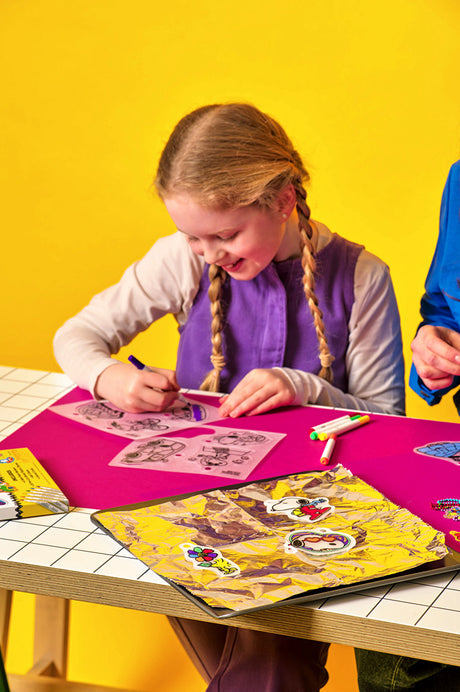 OOLY x PEANUTS DIY Shrink Art Kit