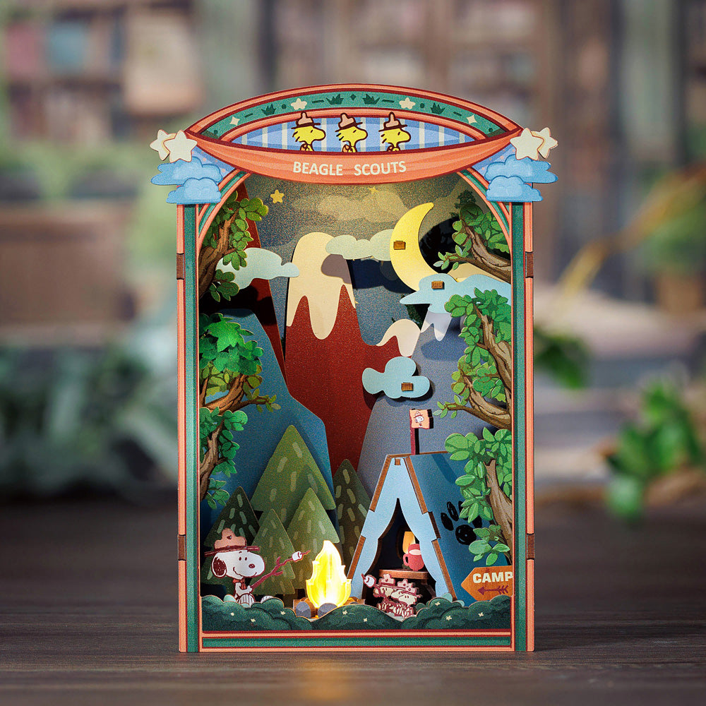 PEANUTS Snoopy's Beagle Scouts DIY Book Nook Kit