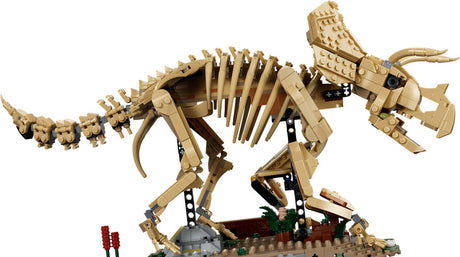 JURASSIC WORLD Dinosaur Fossils Triceratops