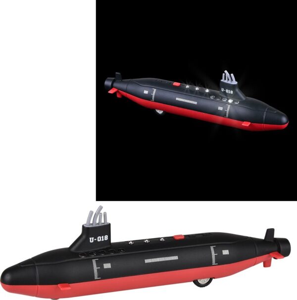 8.5" Diecast Pull Back Submarine with Light And Sound